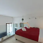 Monalda Loft 2-Hosted By Sweetstay