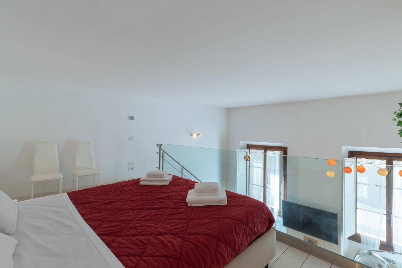 Apartment Monalda Loft 2-hosted By Sweetstay Florence